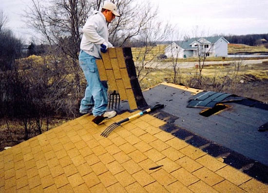 как покрыть кровлю битумной черепицей