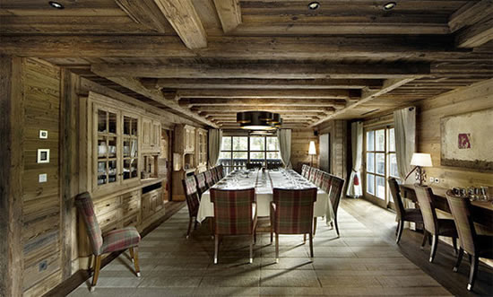 деревянные потолки в интерьере