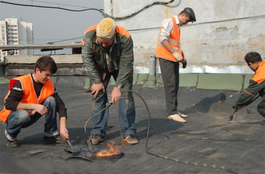 устранение протечки крыши