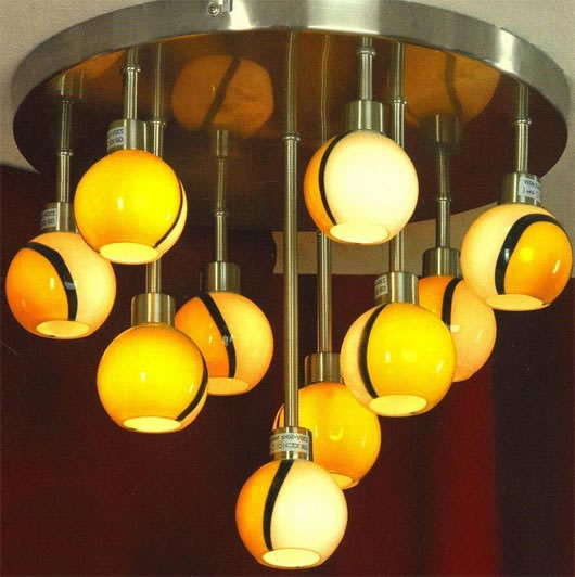 натяжной потолок без люстры