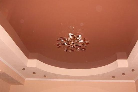 чем покрасить натяжной потолок