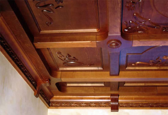 деревянные рейки на потолке