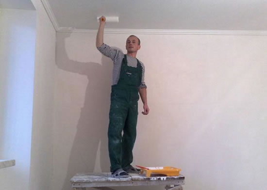 покраска потолка из гипсокартона своими руками
