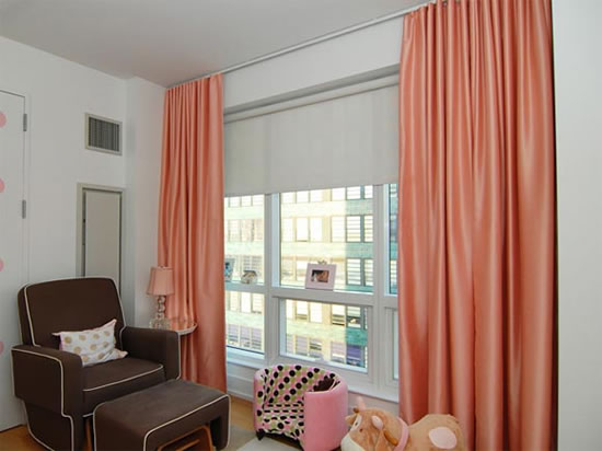 натяжной потолок и потолочный карниз