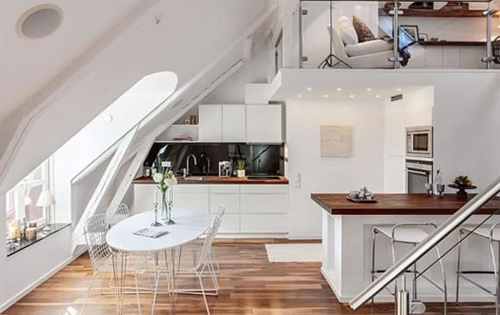 гардеробная в мансарде