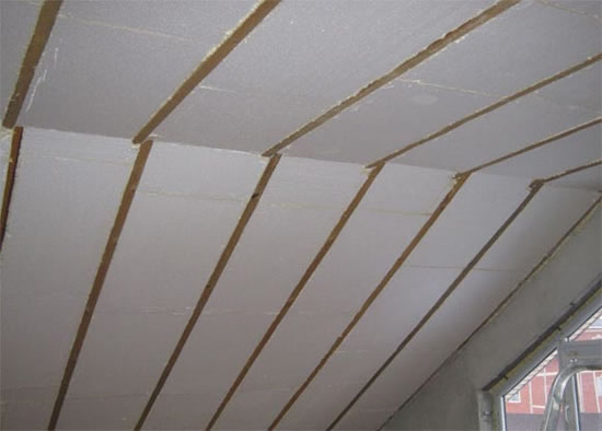 как утеплить крышу пенопластом