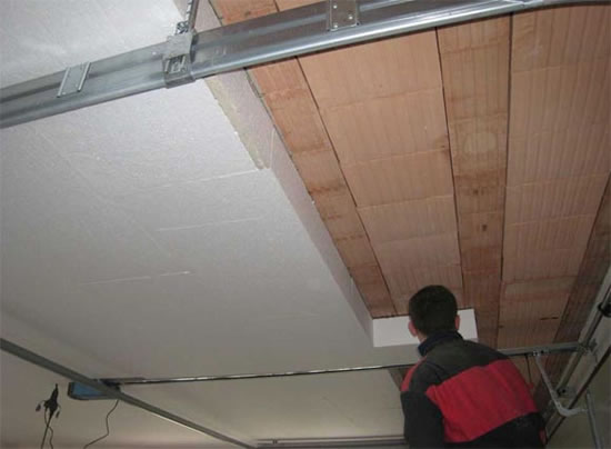 утепление потолка в частном доме внутри