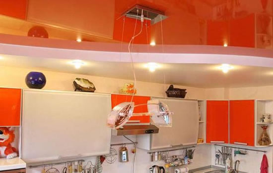 какой сделать потолок на кухне