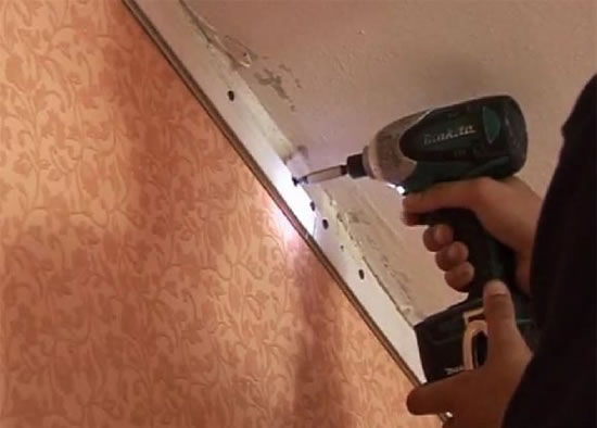 взрывы при монтаже натяжных потолков