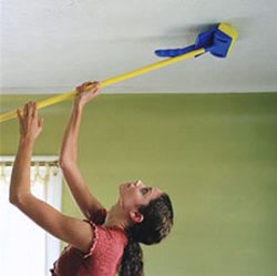 можно ли мыть натяжные потолки