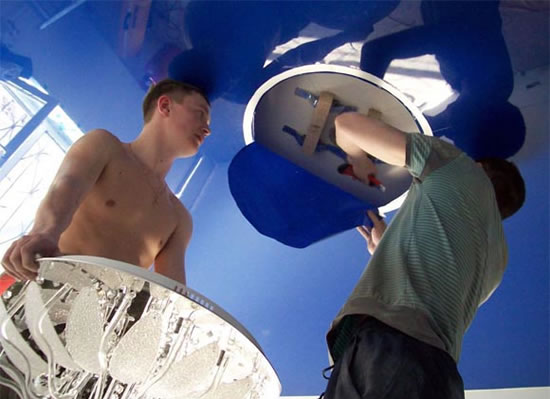 как сделать крепление люстры на натяжной потолок