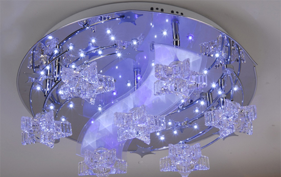 люстра с пультом управления фото