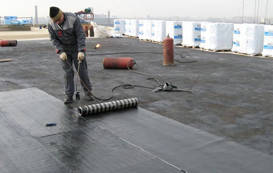 виды рулонной кровли