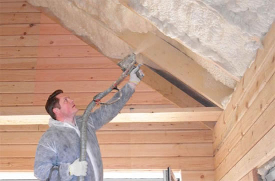 утепление крыши в деревянном доме
