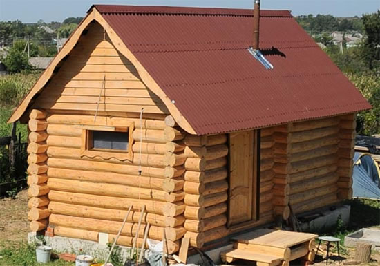 бани с ломаной крышей