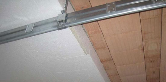 утепление потолка пенопластом