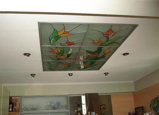 комбинированные потолки на кухне преимущества