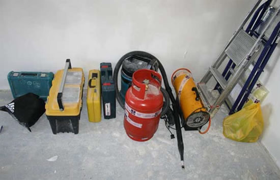 натяжной или навесной потолок отличия