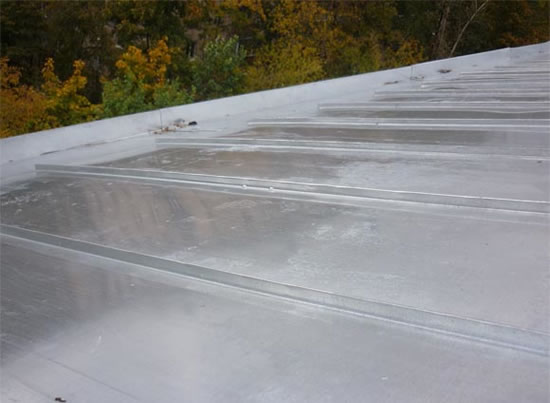 устройство кровли из оцинкованной стали