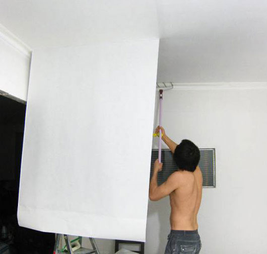 как приклеить обои на потолок инструкция