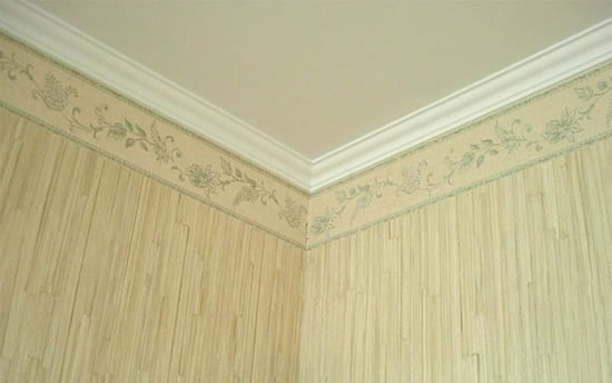 как делать потолочный плинтус