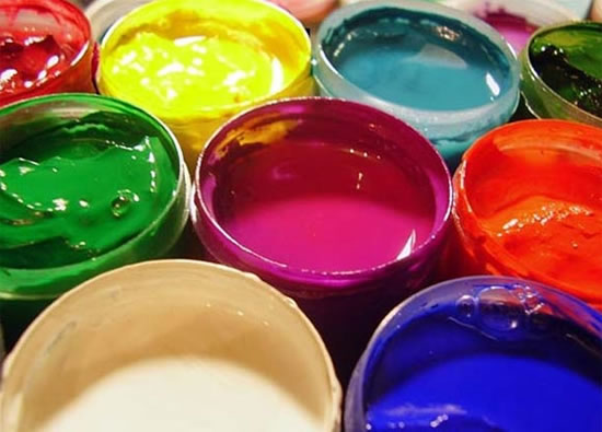 покраска потолка водоэмульсионной краской