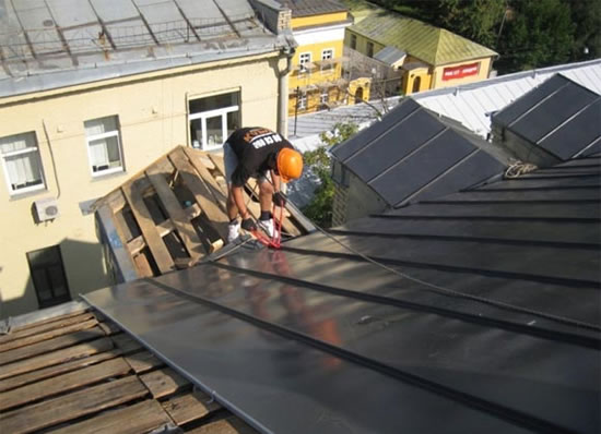 устройство кровли из оцинкованного листа