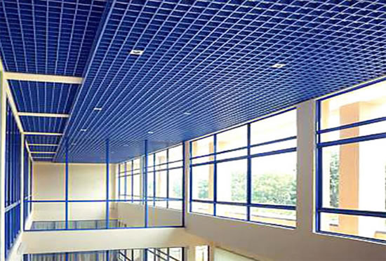 потолки подвесные решетчатые