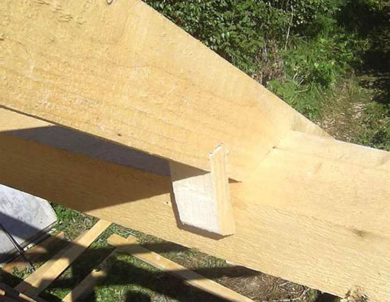 крепление стропил к балкам