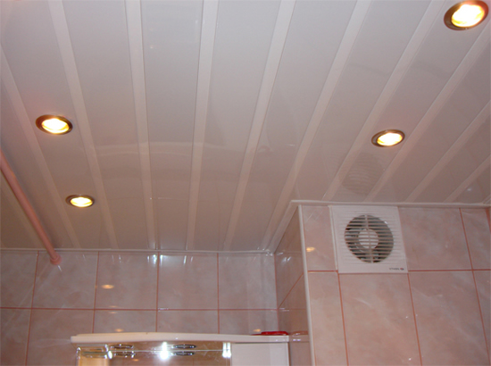 реечный потолок