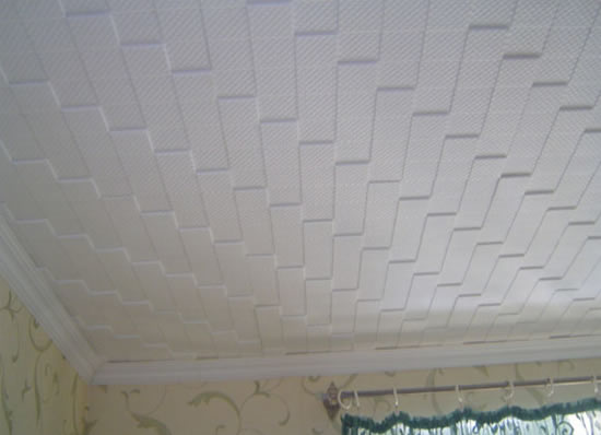 плитки для потолка из пенопласта