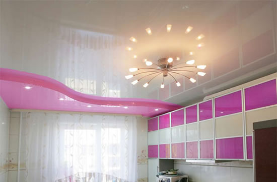 комбинированные потолки на кухне