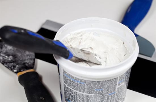 шпатлевание потолка своими руками