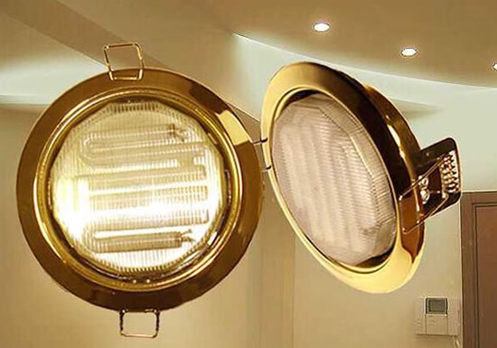 энергосберегающие лампочки в натяжной потолок преимущества