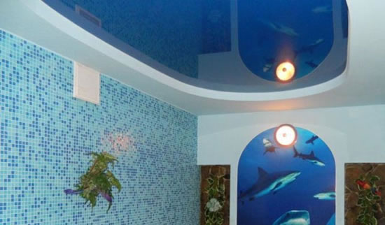 использование цветовой палитры натяжных потолков в интерьере