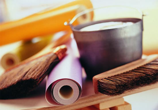 как клеить обои 3д на потолок