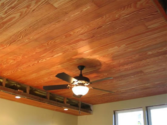 отделка потолков деревом