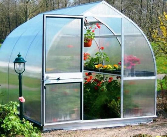 пристенная теплица из поликарбоната