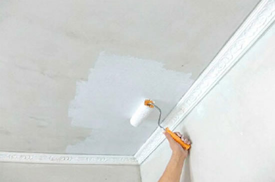 классический потолок достоинства