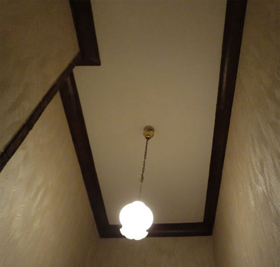 потолочный бордюр виды